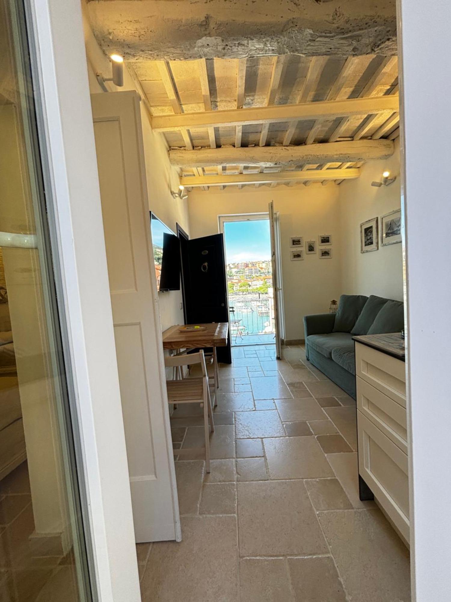 Suite Ventidue - Fronte Mare Lerici Buitenkant foto